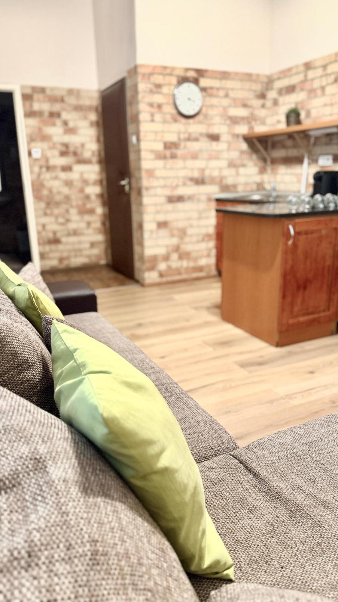 ブダペストCity Centrum Fashionstreet Apartmanアパートメント エクステリア 写真